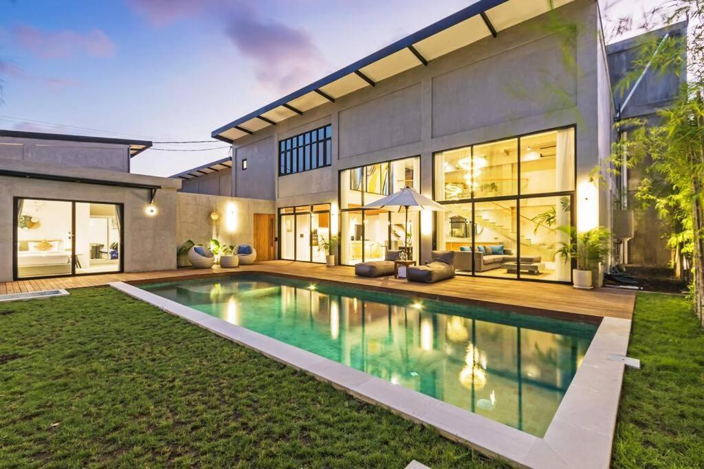 Manresa Villa Bali 4 ชังกู ภายนอก รูปภาพ