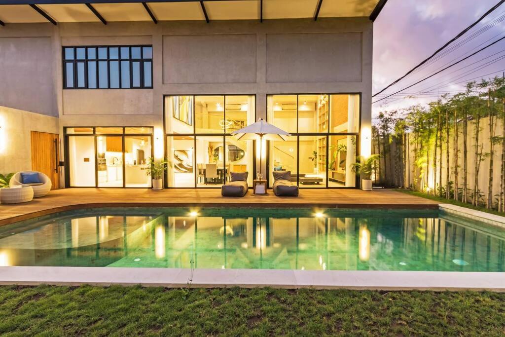Manresa Villa Bali 4 ชังกู ภายนอก รูปภาพ