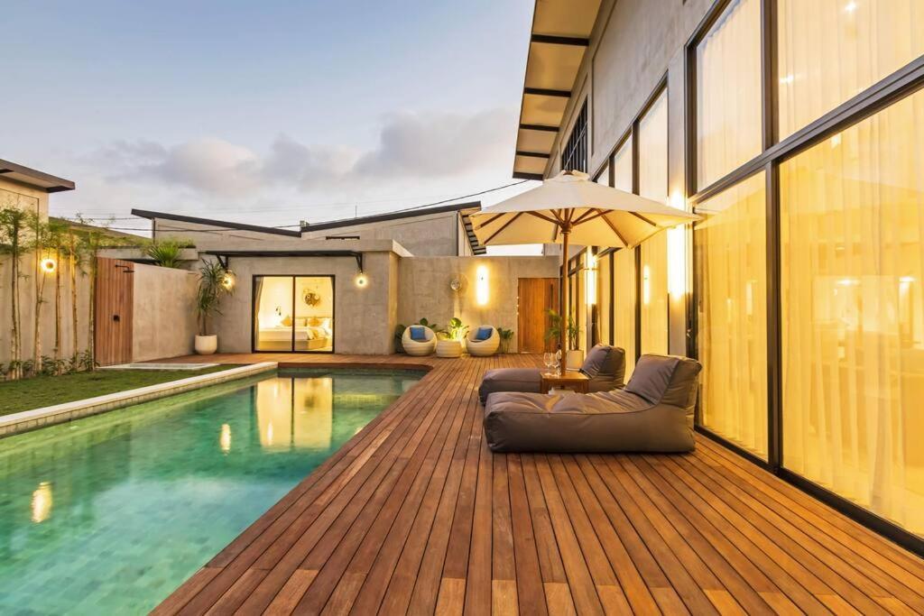 Manresa Villa Bali 4 ชังกู ภายนอก รูปภาพ