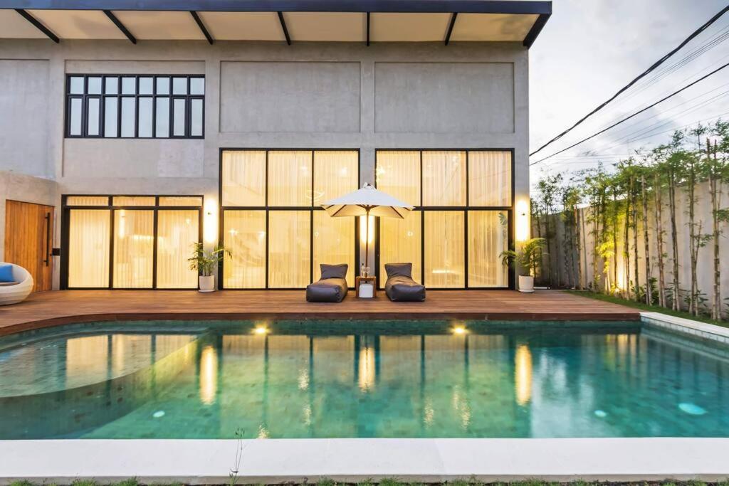 Manresa Villa Bali 4 ชังกู ภายนอก รูปภาพ
