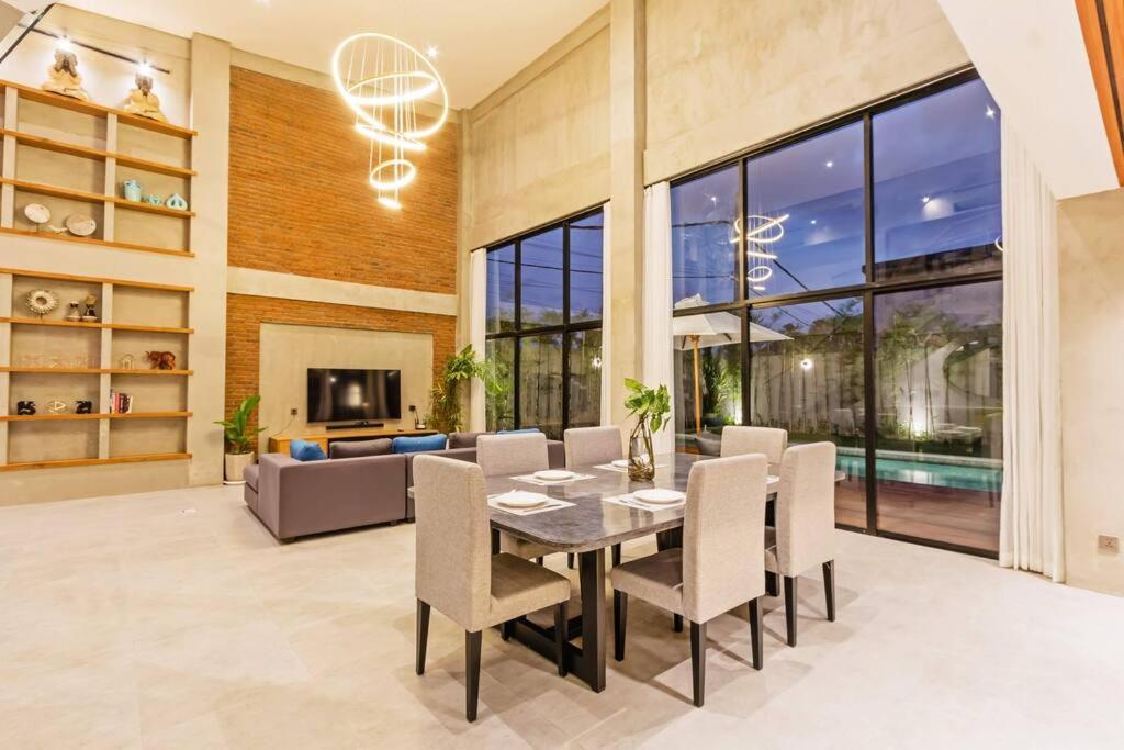 Manresa Villa Bali 4 ชังกู ภายนอก รูปภาพ